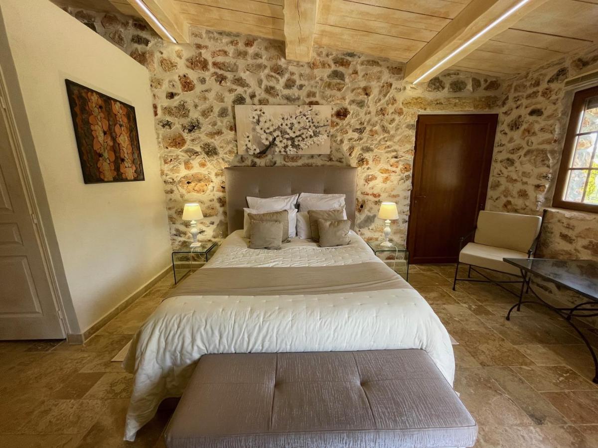 Bed and Breakfast Domaine De Majastre Bauduen Exterior foto